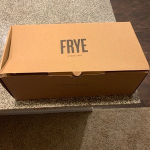 Frye ludlow lowlace sneakers 10.5